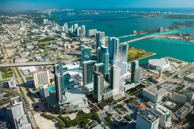 600 Miami World Center, photo 2