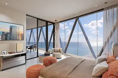 Bentley, Sunny Isles Beach, photo 6