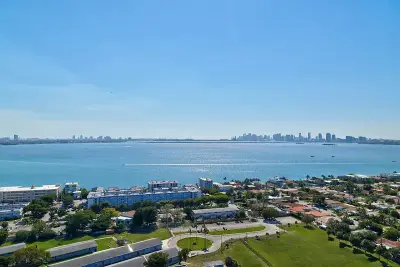 Shoma Bay, North Bay Village, photo 8