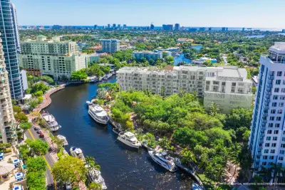 Sixth & Rio, Fort Lauderdale, photo 11