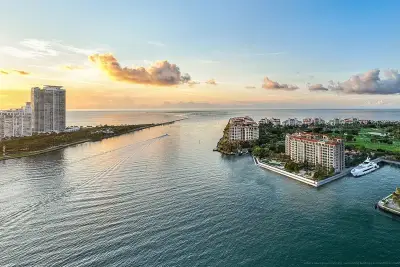 The Residences Six Fisher Island, Miami Beach, photo 5