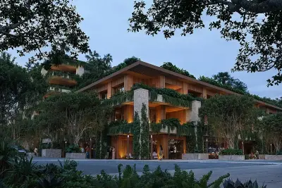 Ziggurat, Miami, photo 3
