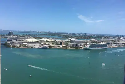 335 S Biscayne Blvd #4004, Miami: photo 1 of 11