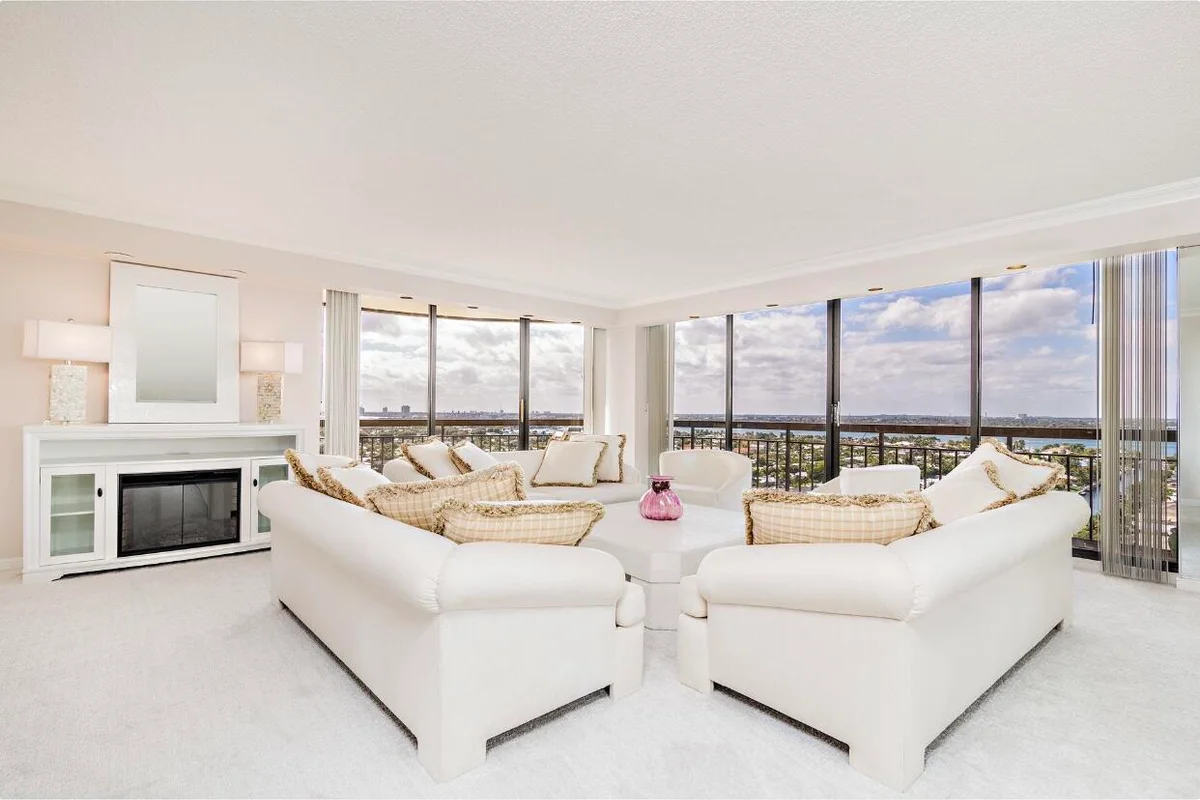 4100 N Ocean Dr #1704, Riviera Beach: photo 1 of 9