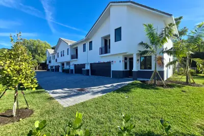 6997 NW 30th Ter #D, Fort Lauderdale: photo 1 of 62
