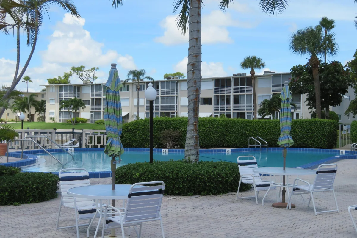 2682 Garden Dr S #301, Lake Worth: photo 1 of 45