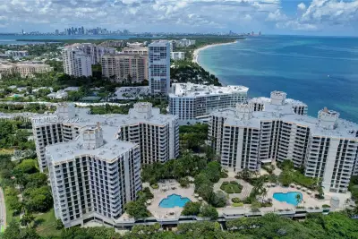 1121 Crandon Blvd #D1201, Key Biscayne: photo 1 of 49