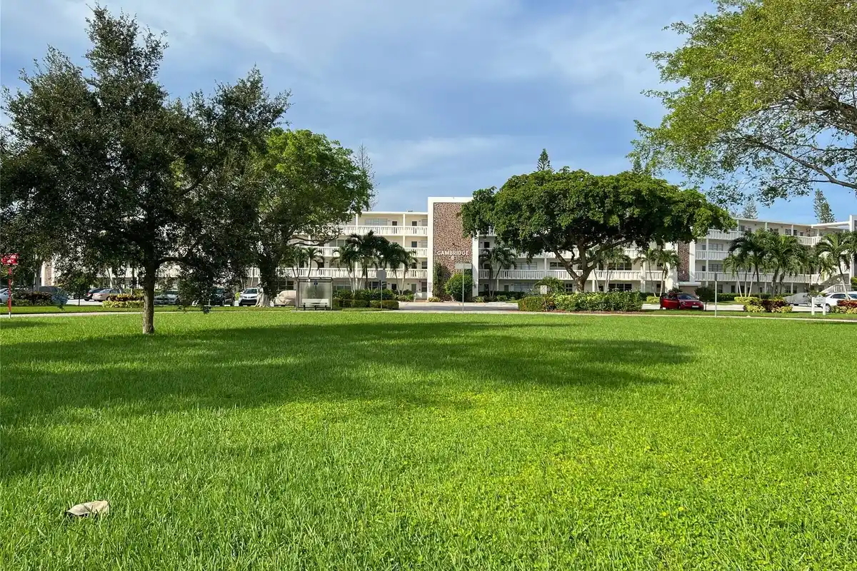 4035 Cambridge B, Deerfield Beach: photo 1 of 18