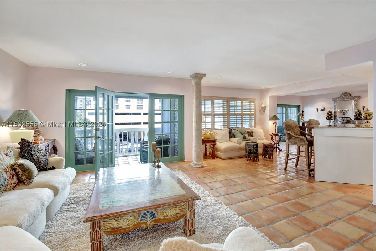 450 Paradise Isle Blvd #307 & 308, Hallandale Beach: photo 1 of 62
