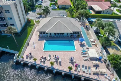 640 Snug Harbor Dr #F6, Boynton Beach: photo 1 of 38