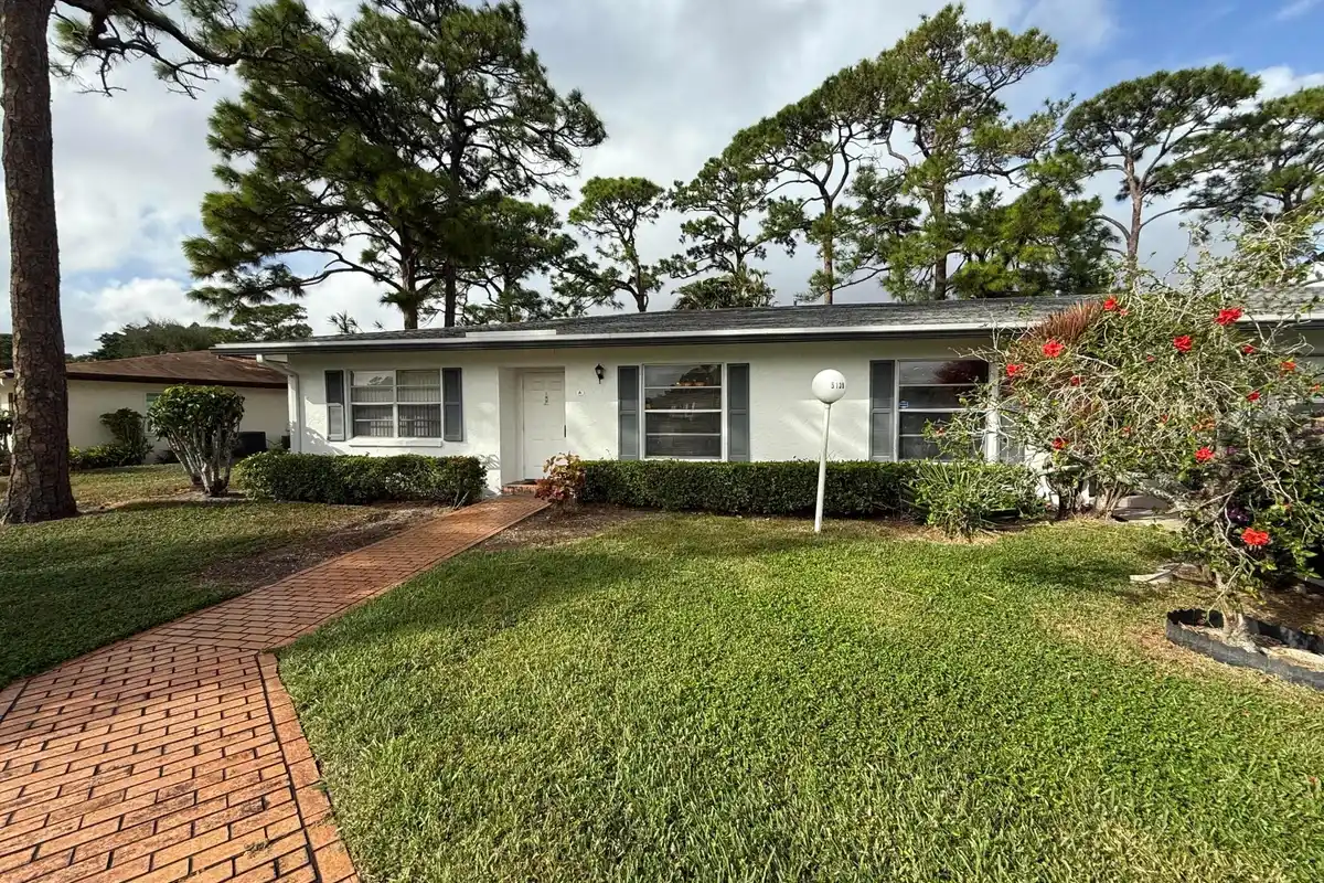 5139 Poppy Pl #A, Delray Beach: photo 1 of 36