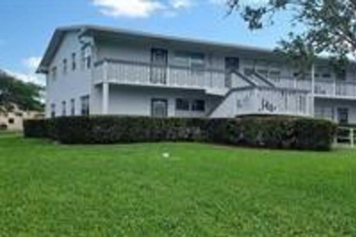 86 Westbury, Deerfield Beach: photo 1 of 8