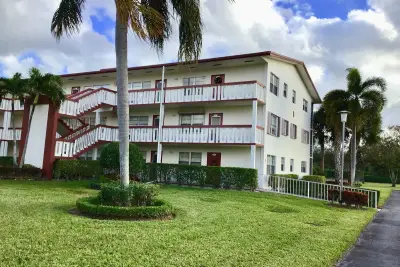 84 Brighton B, Boca Raton: photo 1 of 30