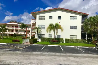 308 Brighton H, Boca Raton: photo 1 of 22