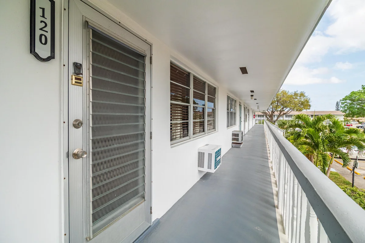 120 Northampton #F, West Palm Beach: photo 1 of 28