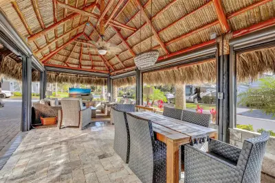 291 N Cortez Dr, Margate: photo 1 of 26