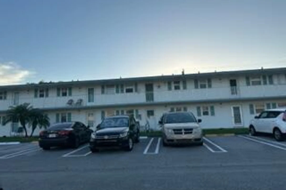 1117 Lake Ter #105, Boynton Beach: photo 1 of 8
