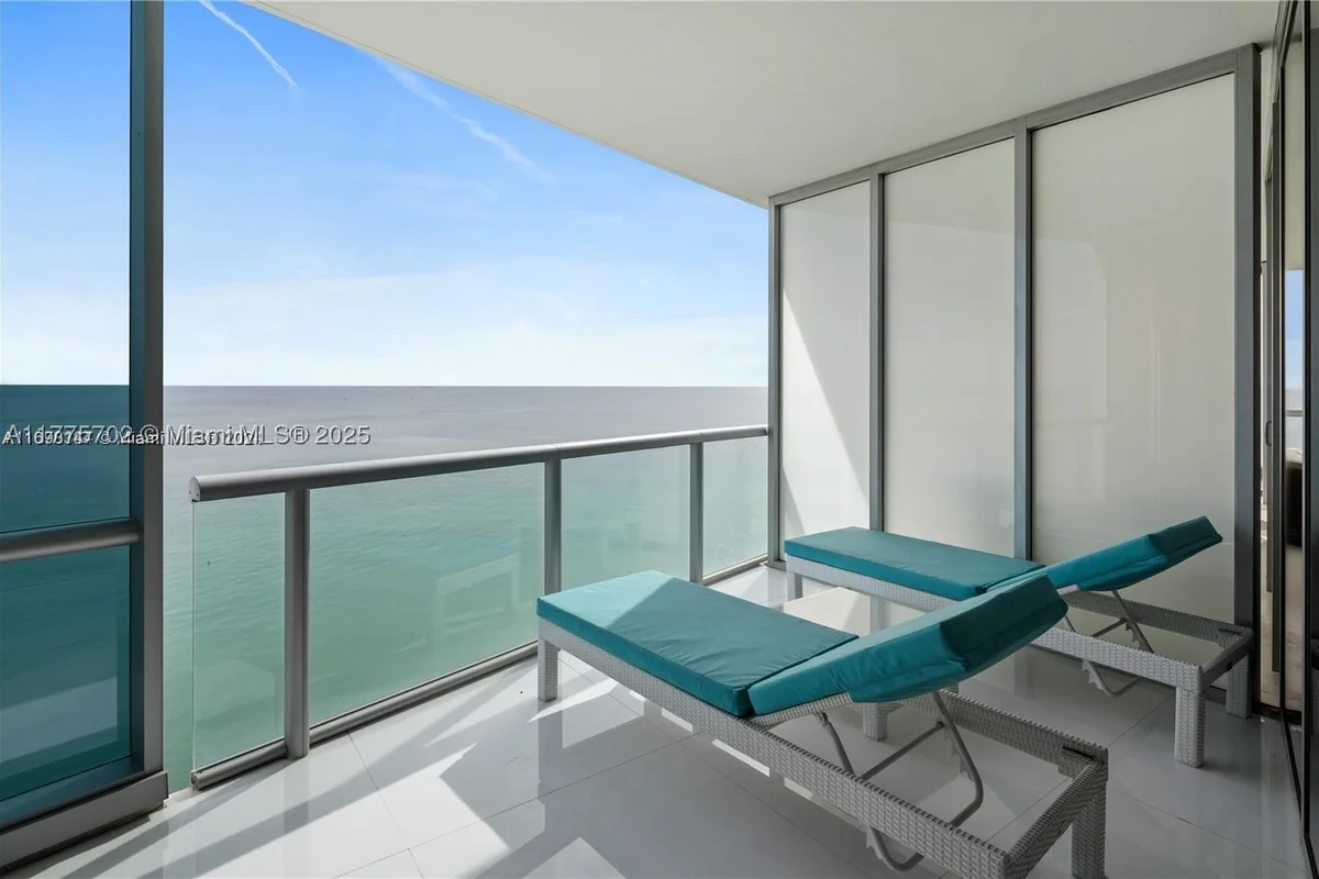 17121 Collins Ave #1703, Sunny Isles Beach: photo 1 of 24