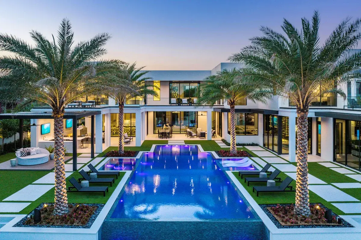 372 E Alexander Palm Rd, Boca Raton: photo 1 of 94