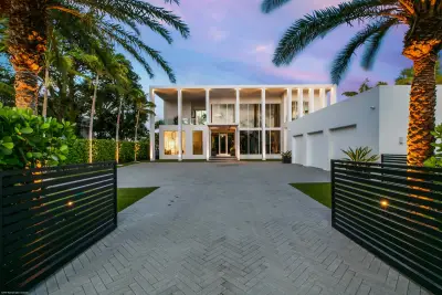 14844 Palmwood Rd, Palm Beach Gardens: photo 1 of 77
