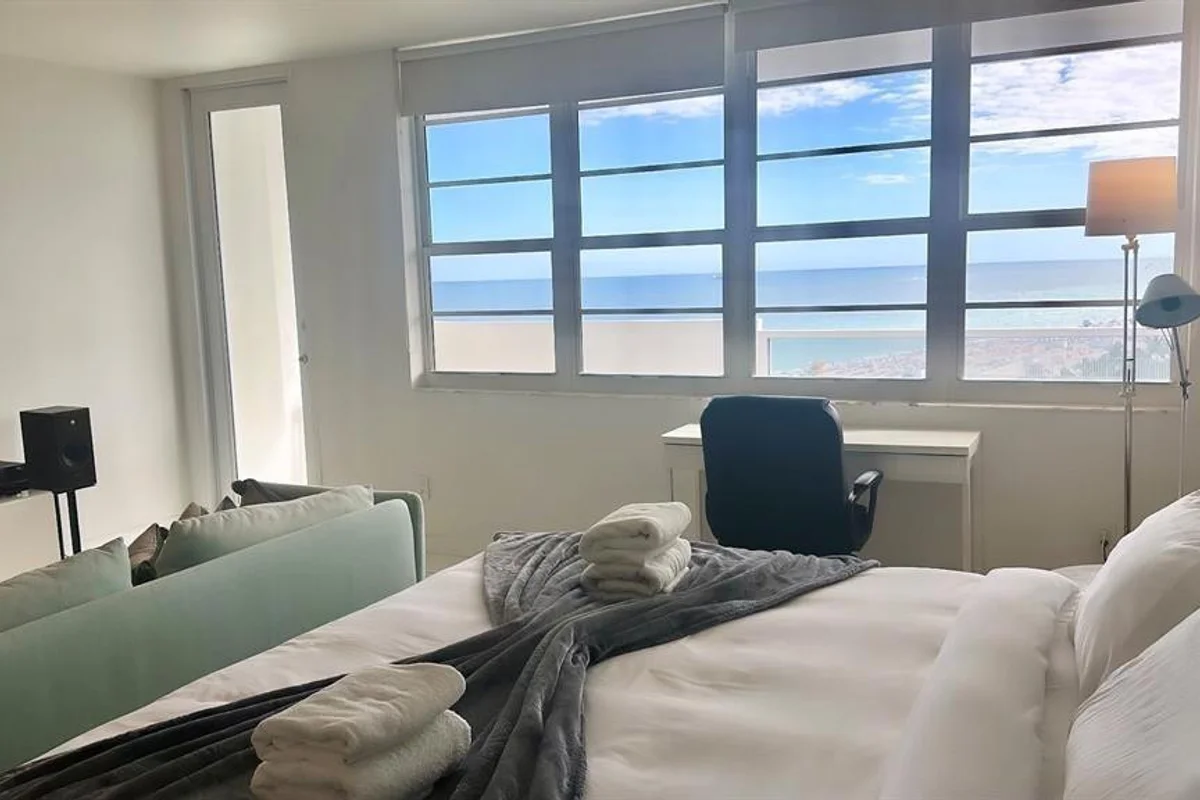 100 Lincoln Rd #1240, Miami Beach: photo 1 of 7