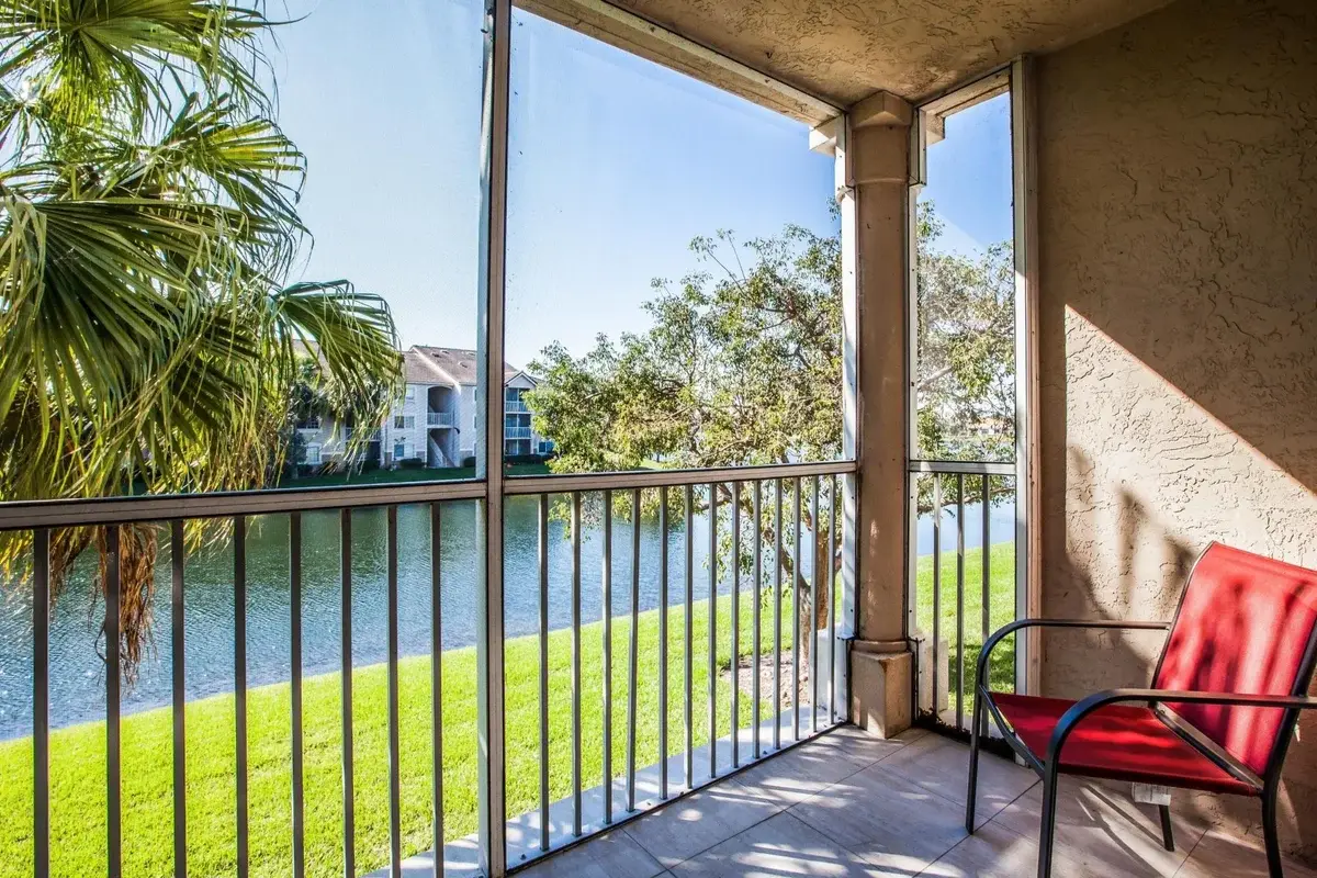 8935 Okeechobee Blvd #204, West Palm Beach: photo 1 of 6