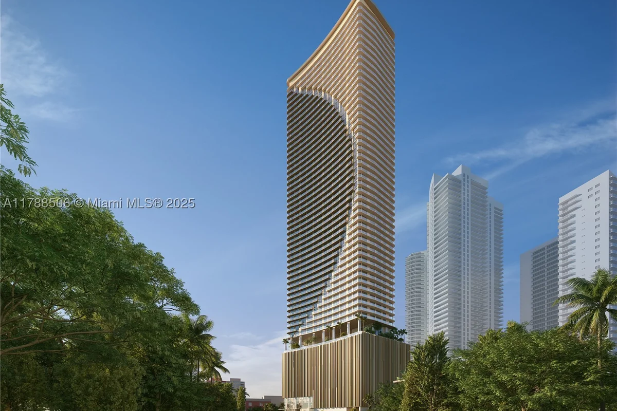 1837 NE 4th Ave #2004, Miami: photo 1 of 12