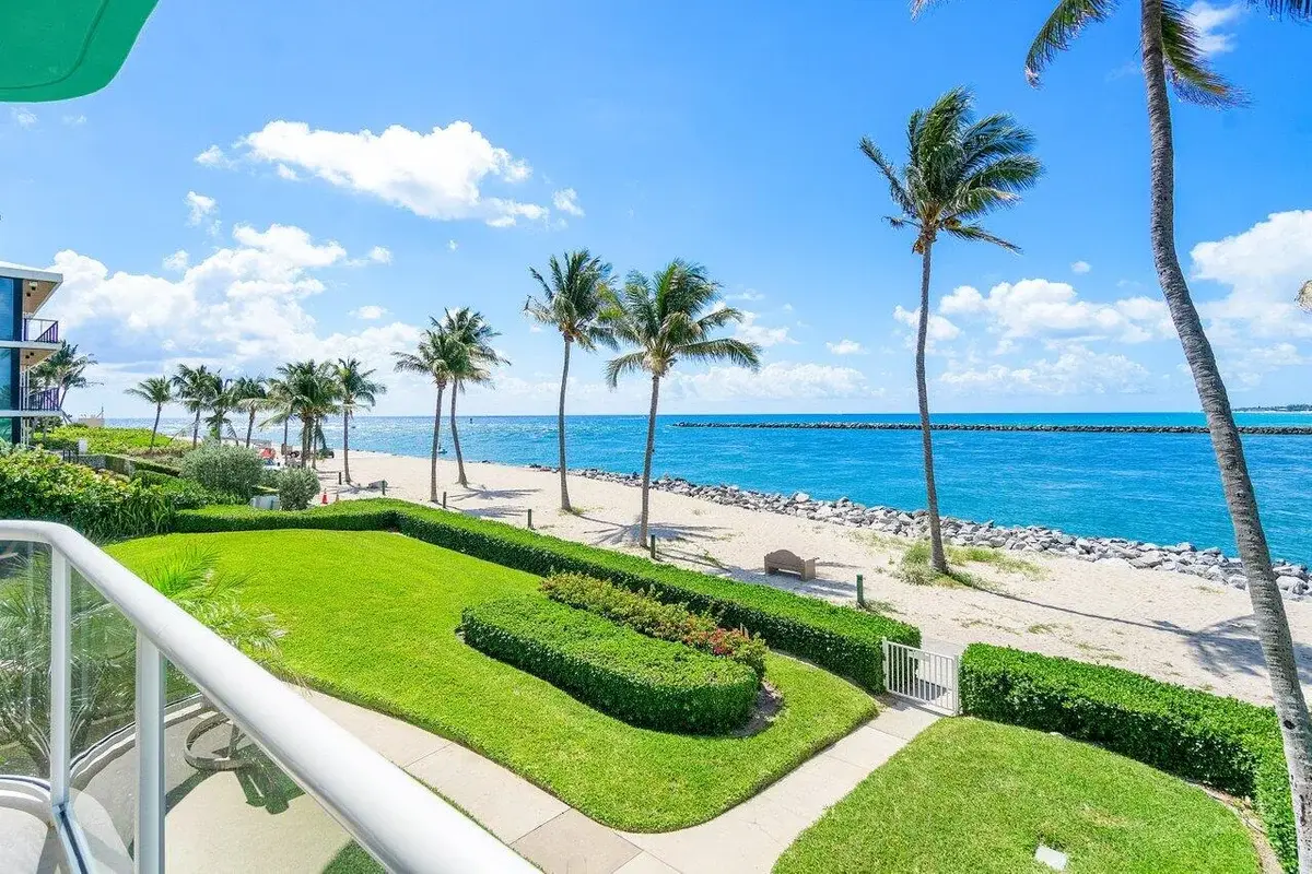 120 Inlet Way #204, Palm Beach Shores: photo 1 of 27