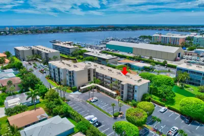 890 N Federal Hwy #206, Lantana: photo 1 of 37