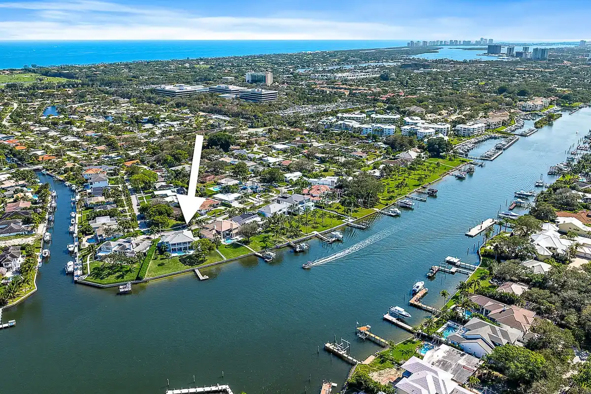 2177 Radnor Ct, North Palm Beach: photo 1 of 28