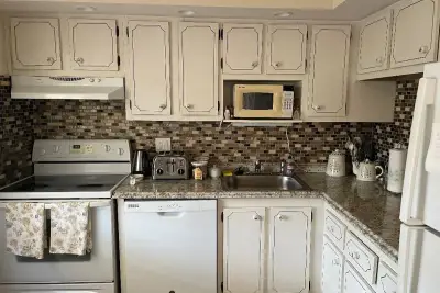 7410 NW 1st St #202, Margate: photo 1 of 25