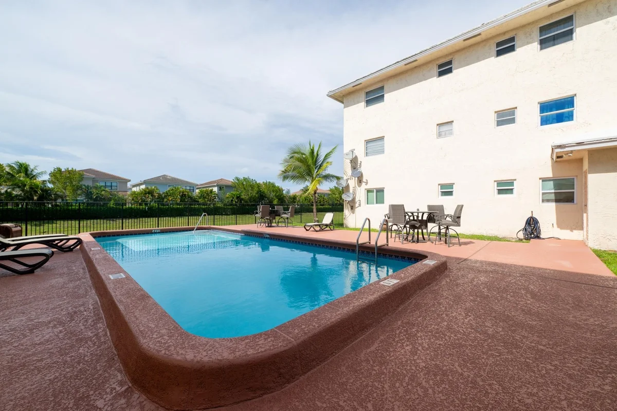 8821 NW 38th Dr #205a, Coral Springs: photo 1 of 40