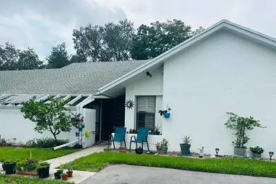 10900 Waterberry Ct, Boca Raton: photo 1 of 20
