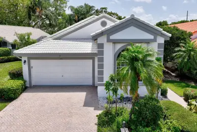 11917 Fountainside Cir, Boynton Beach: photo 1 of 59