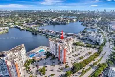 1301 NE Miami Gardens Dr #1101W, Miami: photo 1 of 27