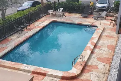 1021 NE 24th Ave #4, Pompano Beach: photo 1 of 21