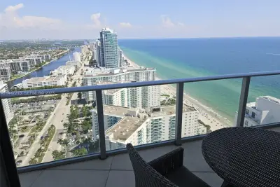 4111 S Ocean Dr #3308, Hollywood: photo 1 of 24