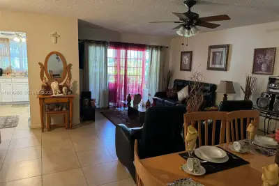 4047 NW 16th St #110, Lauderhill: photo 1 of 15
