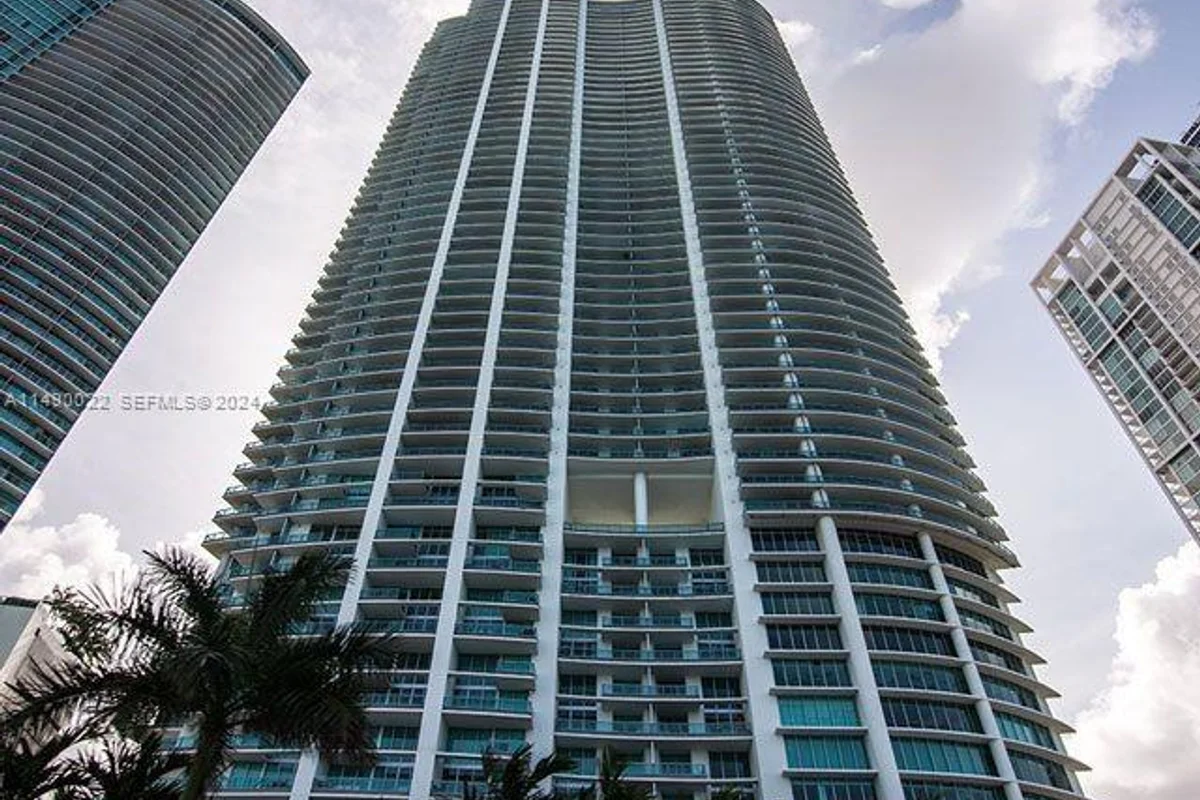 900 Biscayne Blvd #4904, Miami: photo 1 of 29