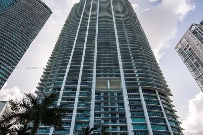 900 Biscayne Blvd #4904, Miami: photo 1 of 29