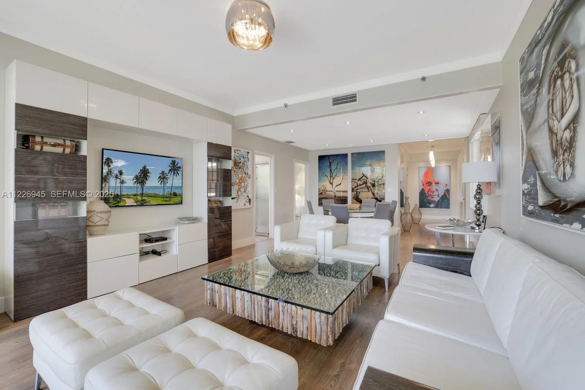 19126 Fisher Island Dr, Miami Beach: photo 1 of 60
