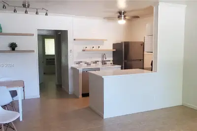 2000 NE 51st Ct #107, Fort Lauderdale: photo 1 of 25