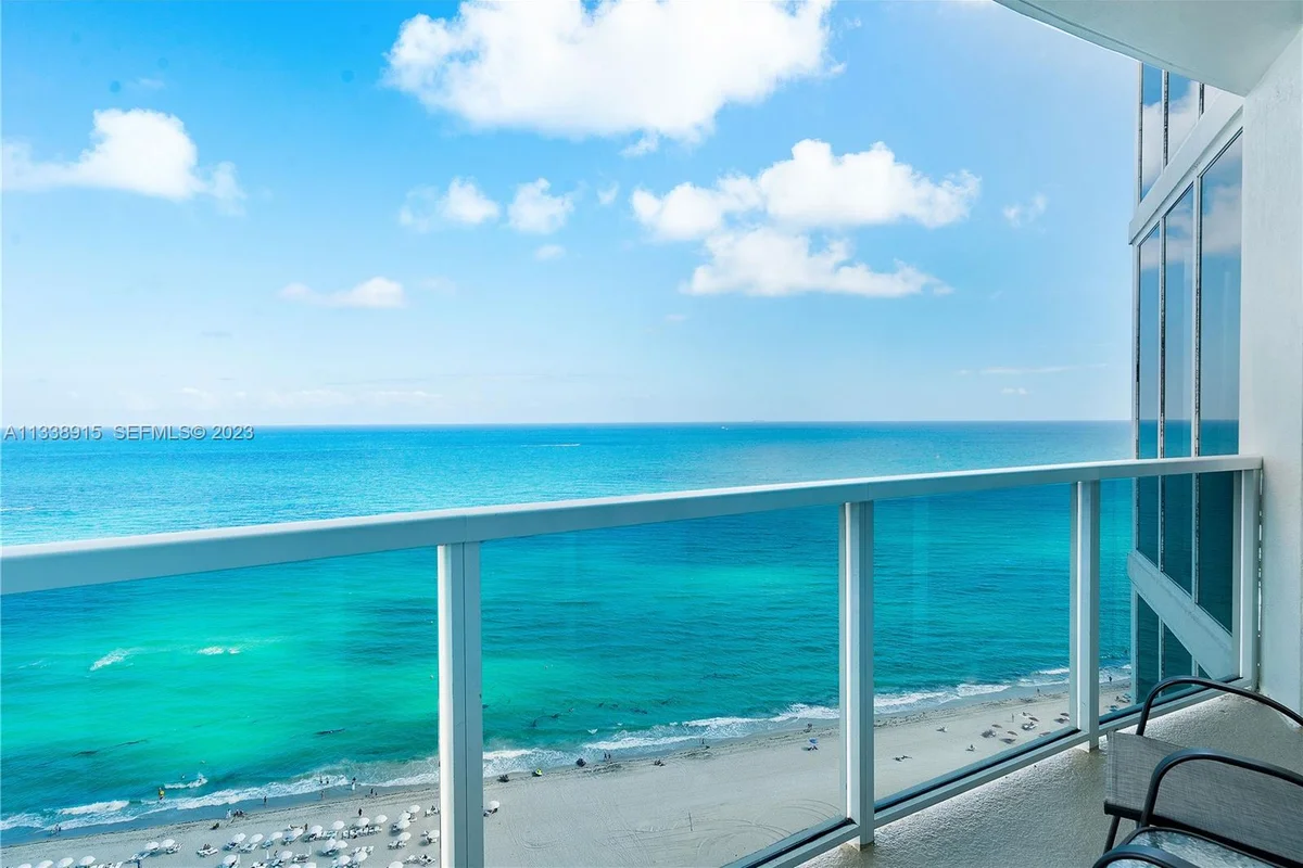18001 Collins Ave #2109, Sunny Isles Beach: photo 1 of 23