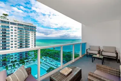 2301 Collins Ave #1115, Miami Beach: photo 1 of 21