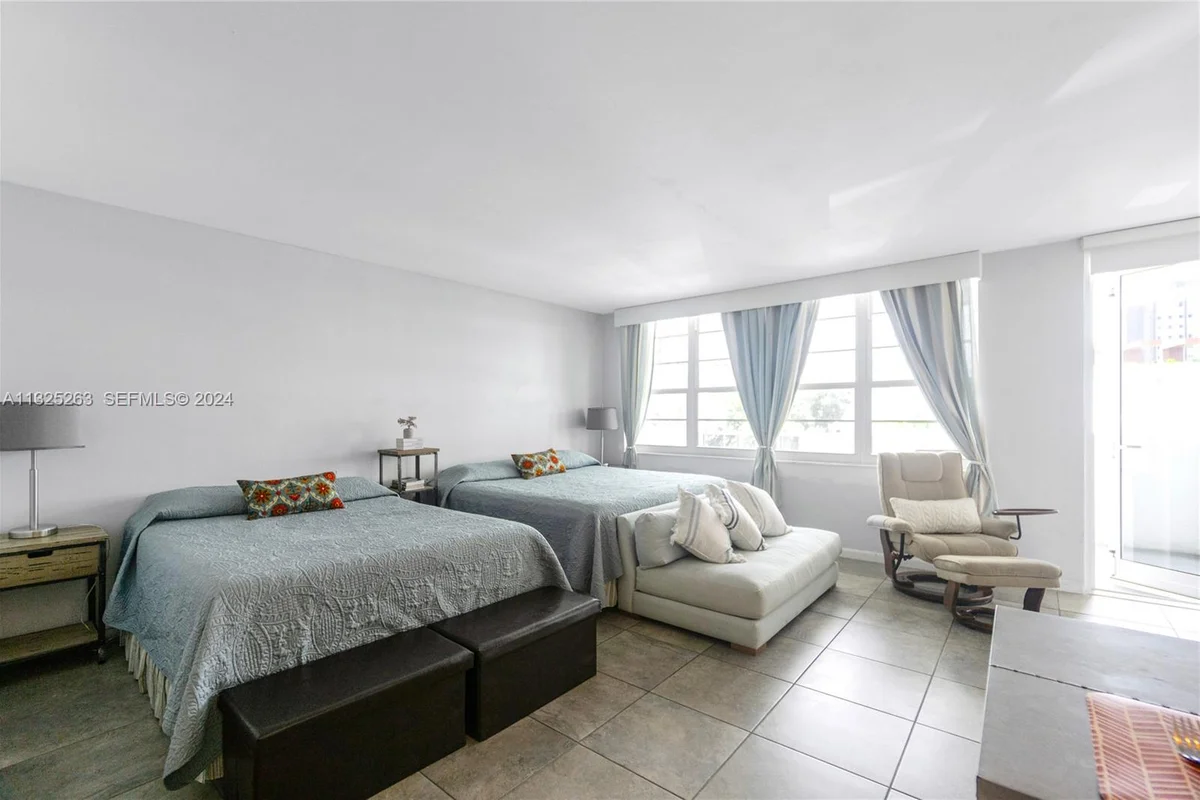 100 Lincoln Rd #320, Miami Beach: photo 1 of 23