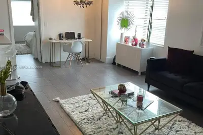 753 Michigan Ave #2E, Miami Beach: photo 1 of 11