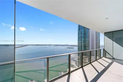 480 NE 31st St #2202, Miami: photo 1 of 81