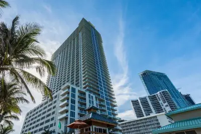 16699 Collins Ave #2006, Sunny Isles Beach: photo 1 of 46