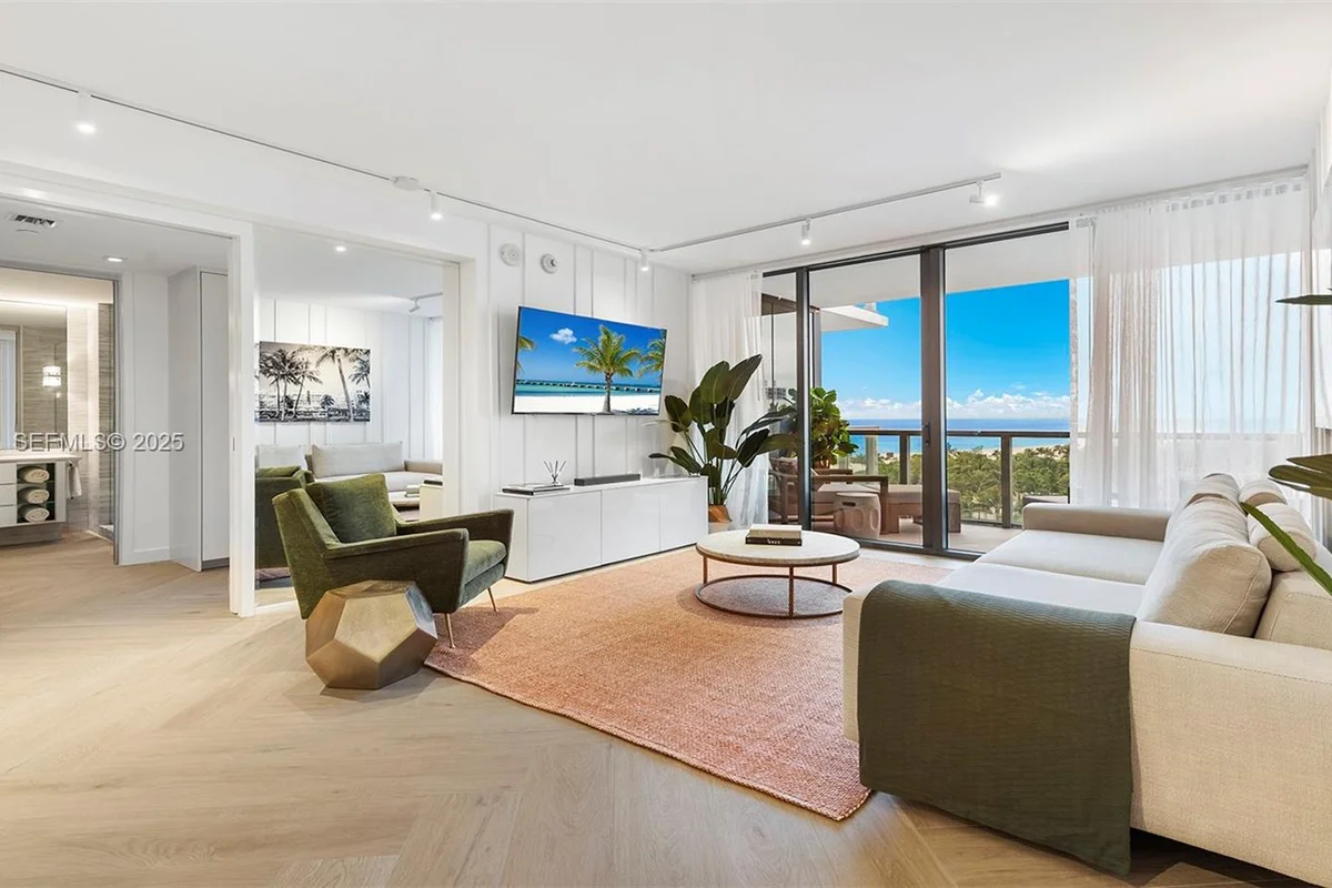 2201 Collins Ave #804, Miami Beach: photo 1 of 41