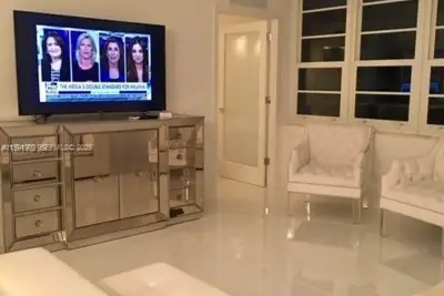 100 Lincoln Rd #711, Miami Beach: photo 1 of 29